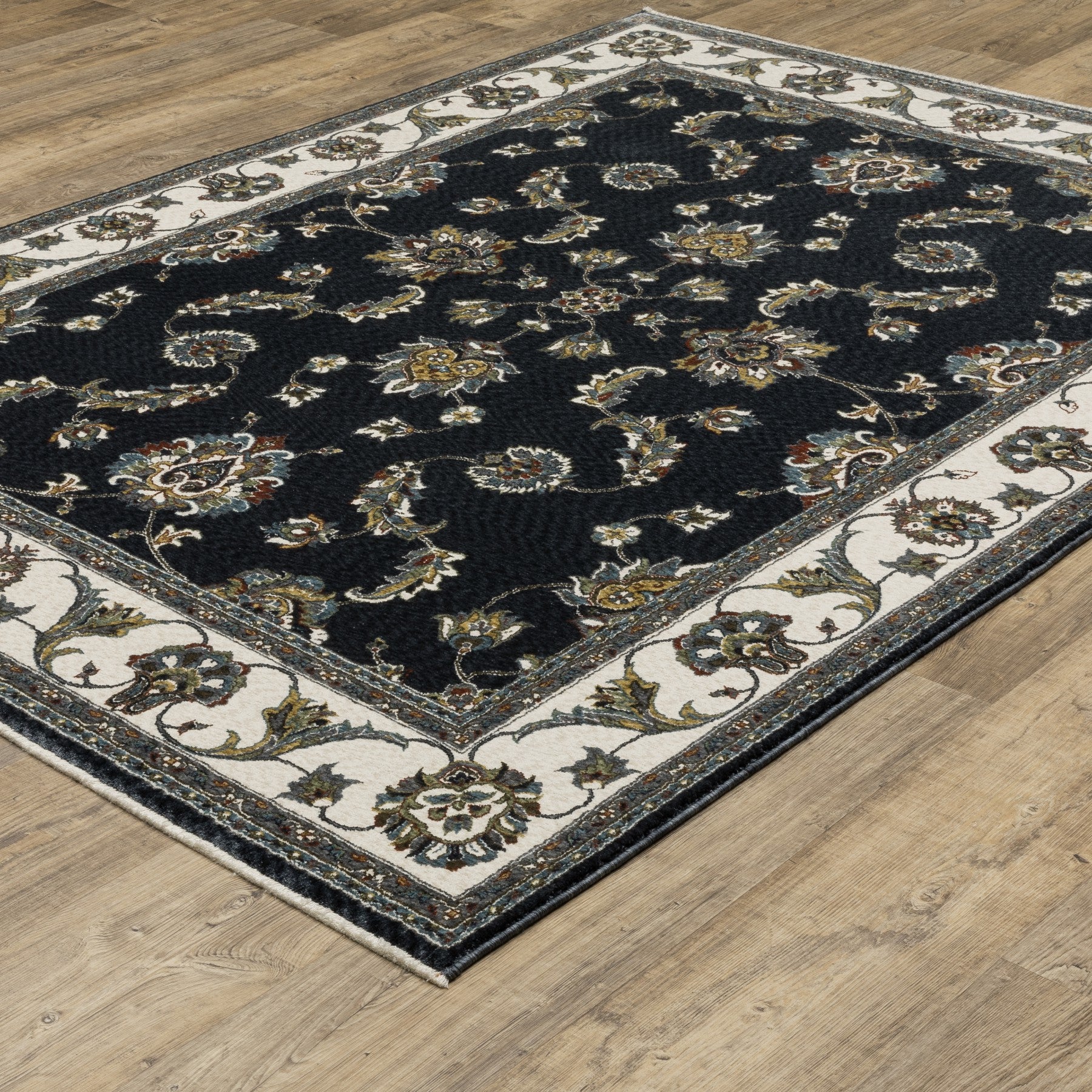 5' X 8' Ivory Oriental Area Rug With Fringe